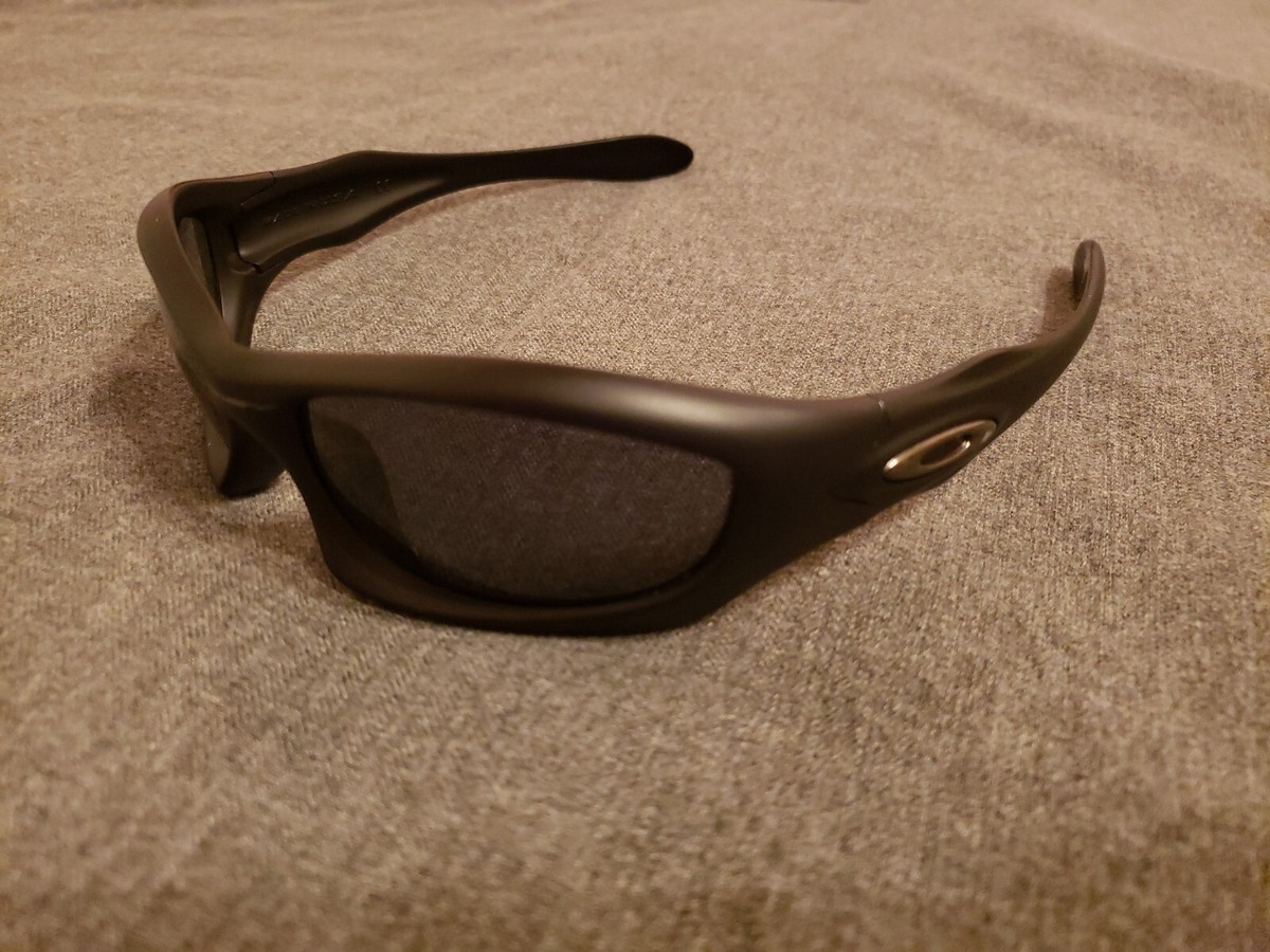 Oakley Monster Dog Matte Black w/ Gray Lenses Very Rare | eBay Oakley Monster Dog Matte Black w/ Gray Lenses Very Rare | eBay