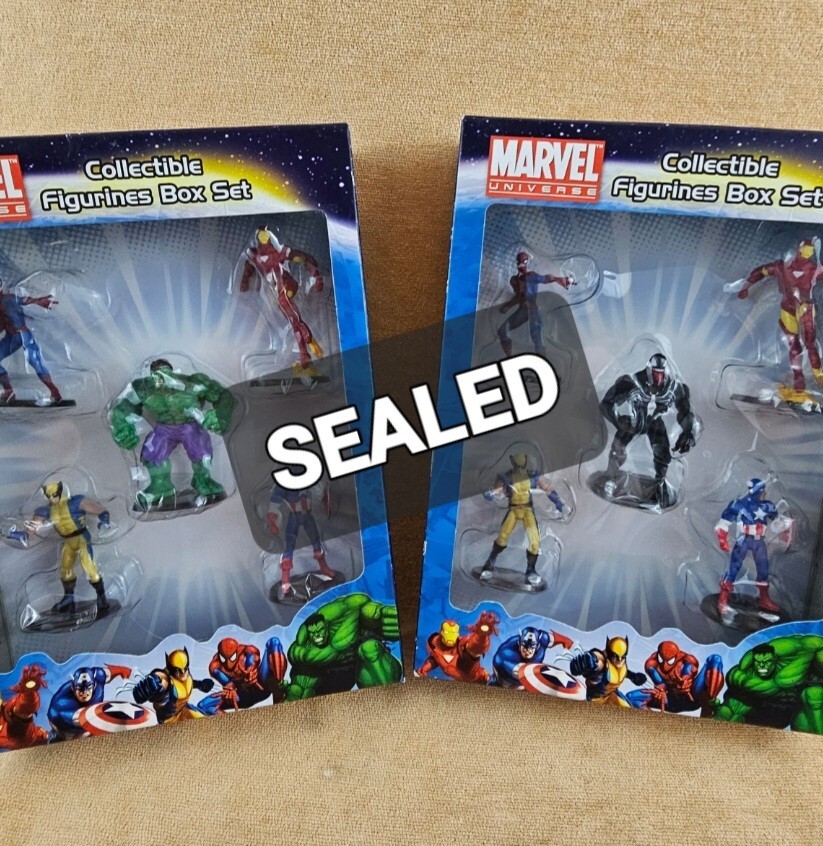 2011 MARVEL UNIVERSE Figures Hulk Spider-Man Venom Iron Man