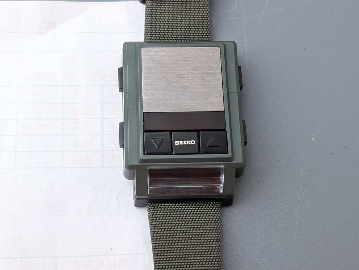 Rare 1996 Seiko B010-4000 Frequency Green Tetsuya Komuro Quartz