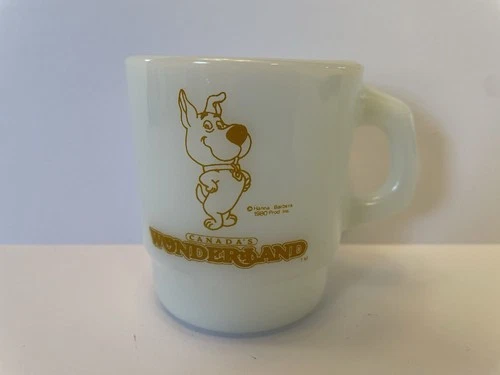 Rare Vintage Fire King Hanna Barbera Scrappy Doo Wonderland Canada Mug Mint