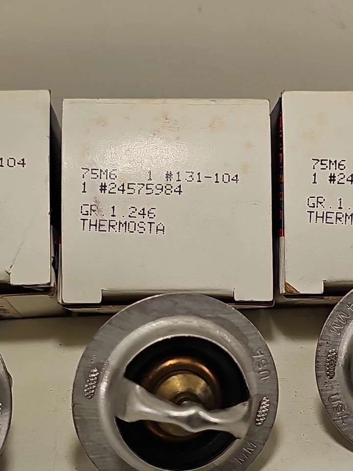 Nuevo Lote de 3 Termostato de Refrigerante Motor para Pontiac Sunfire Grand Am 1994-2002 Foto 3 de 4