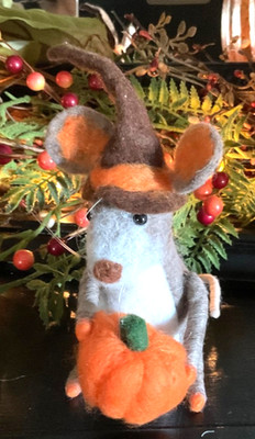 WHOLESALE Felted Halloween Rat Fall Rat Mouse Pumpkin Critter