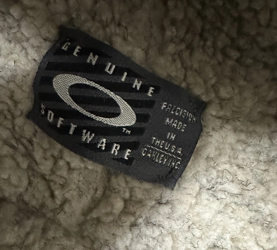 Vintage Rare Oakley Software 1st Generation Icon Moscow Trapper Beanie Hat - Image 4 of 4