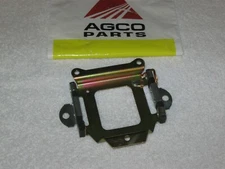 GENUINE Allis Chalmers Voltage Reg ShockMnt 160 170 180 185 190 200 210 70243987