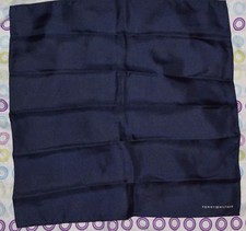 Tommy Hilfiger Men's solid Pocket Square Color Navy One Size