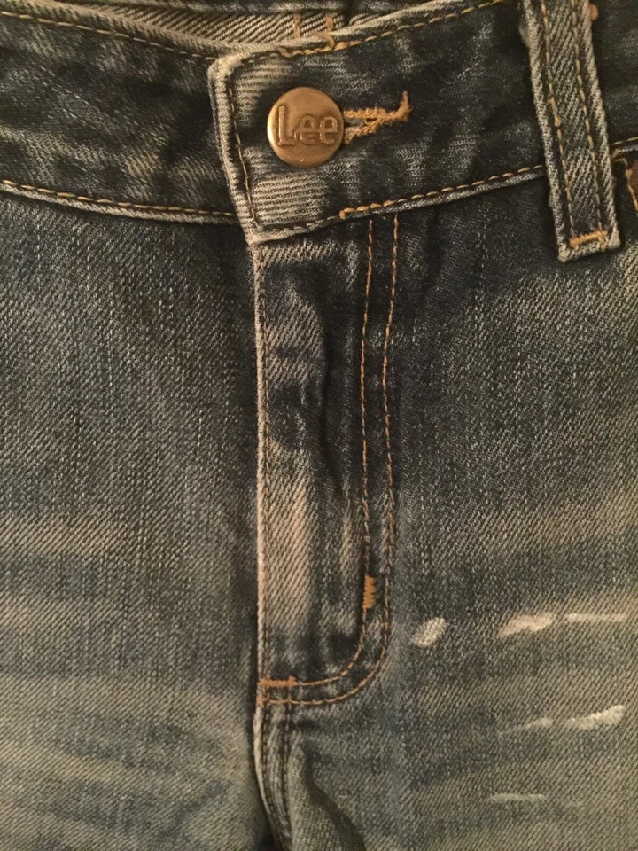 Vtg 90s LEE dark Denim Ripped frayed Festival party grunge Shorts S 28” waist - Image 4 of 4