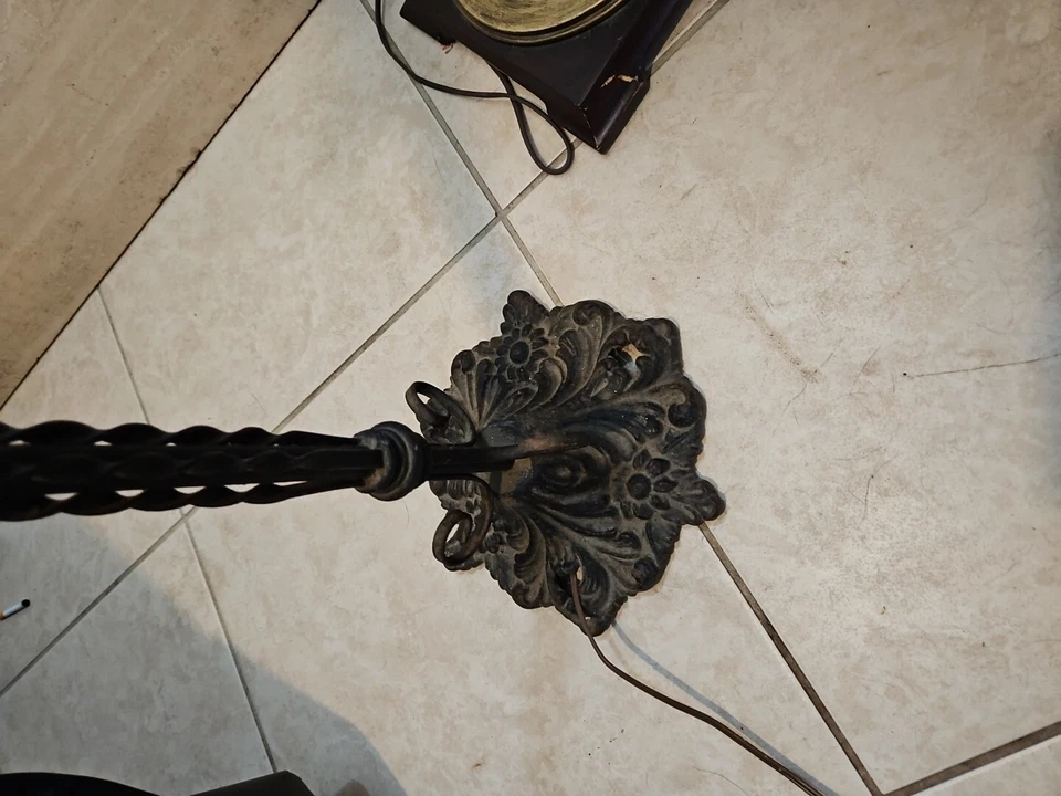 Старинный кованое железо торшер типа Тиффани зеленое стекло - Изображение 2 из 4