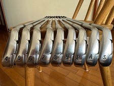 Nike Victory Red VR S Forged Iron Set 9pcs 4-9-PW-AW-SW Dynamic Gold Flex S200