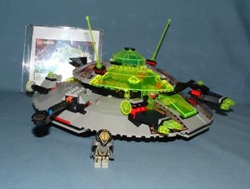 SPACE, UFO,  ALIEN AVENGER SET NO. 6975 - LEGO - 1997 - USED