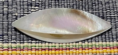 Tatting Shuttle, 2-3/4'' long x 7/8'' x 3/8'' tall Mother of Pearl Tatting Shuttle