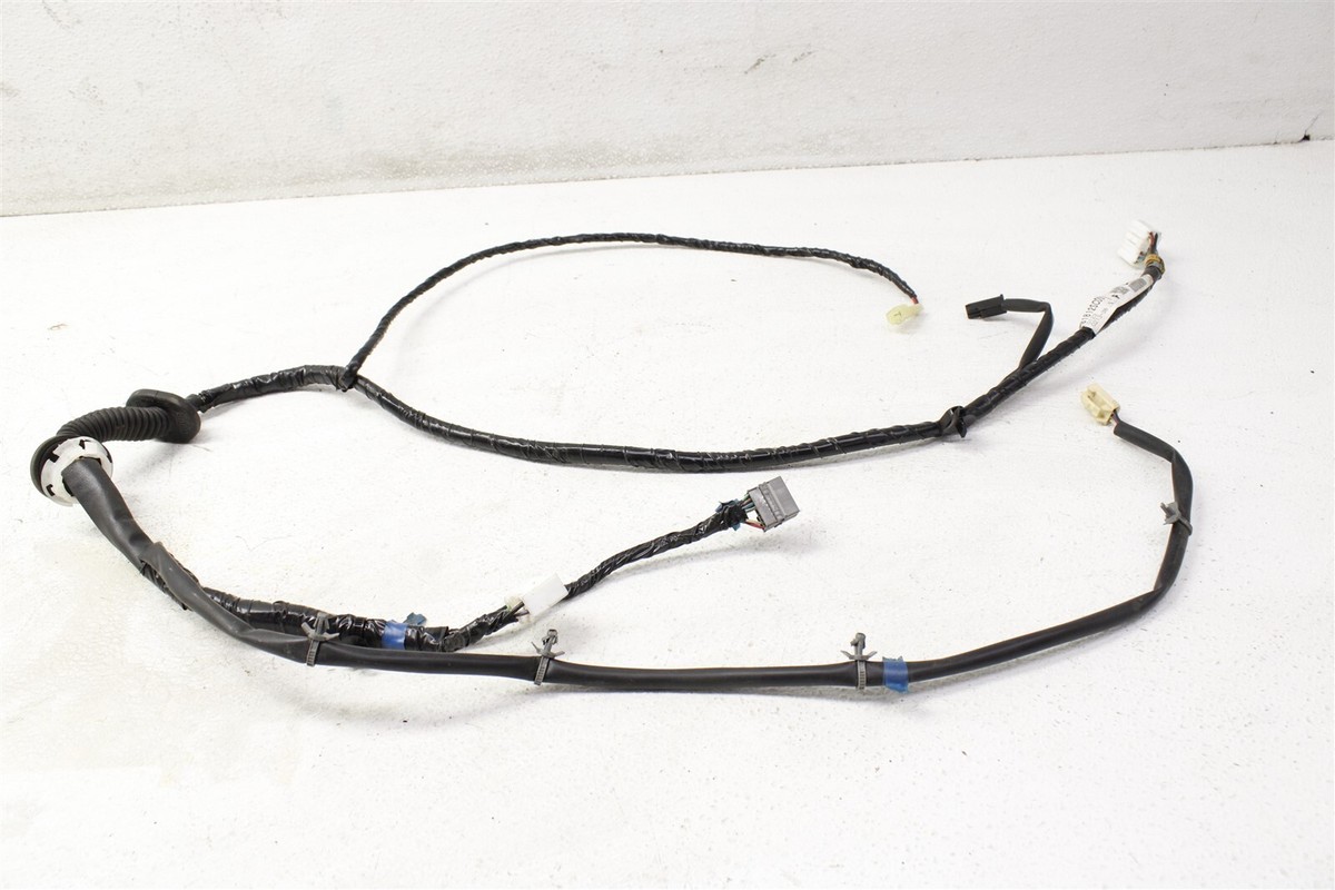 リスボンの裏路（F8号） 2009 Subaru Forester XT Rear Hatch Wiring Wire Harness 81812SC000