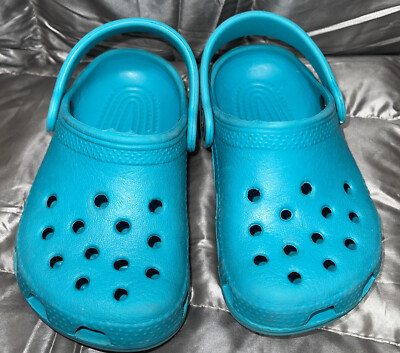 ⑥  すず  様  ♡  rosy  ♡  bluegreen CROCS KIDS CLOGS SHOES SIZE 6/7 | eBay