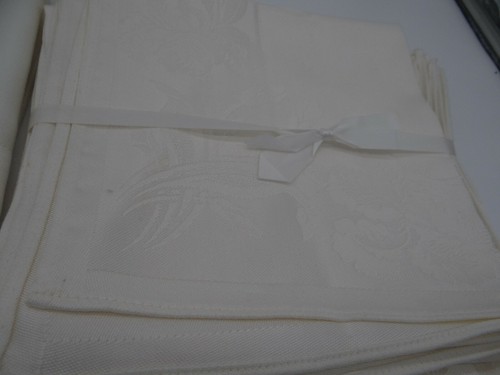Burlington Mills Damask Ivory Tablecloth 8 Napkins 64 x 84 Floral Design - Picture 4 of 7