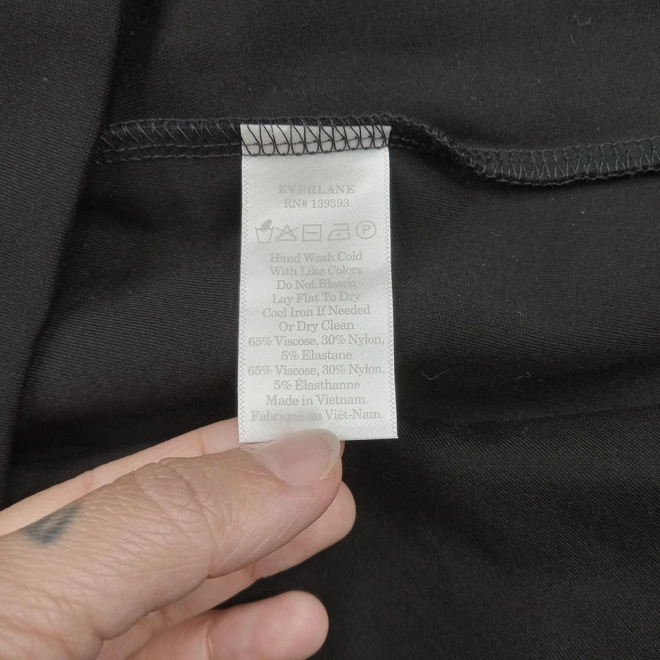Vestido Everlane para mujer 2 negro sin mangas cuello en V línea A tejido negro pequeño Foto 4 de 4