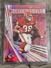 2019 Panini Phoenix Tony Gonzalez Catching Fire Pink /199
