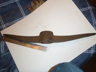Vintage Warren 7 Pick Axe  Head Garden Tool Nice 24 inches