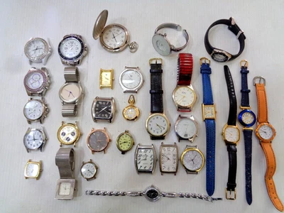 Lot De Bijoux Et Montres Vintage – Occasion – Collection