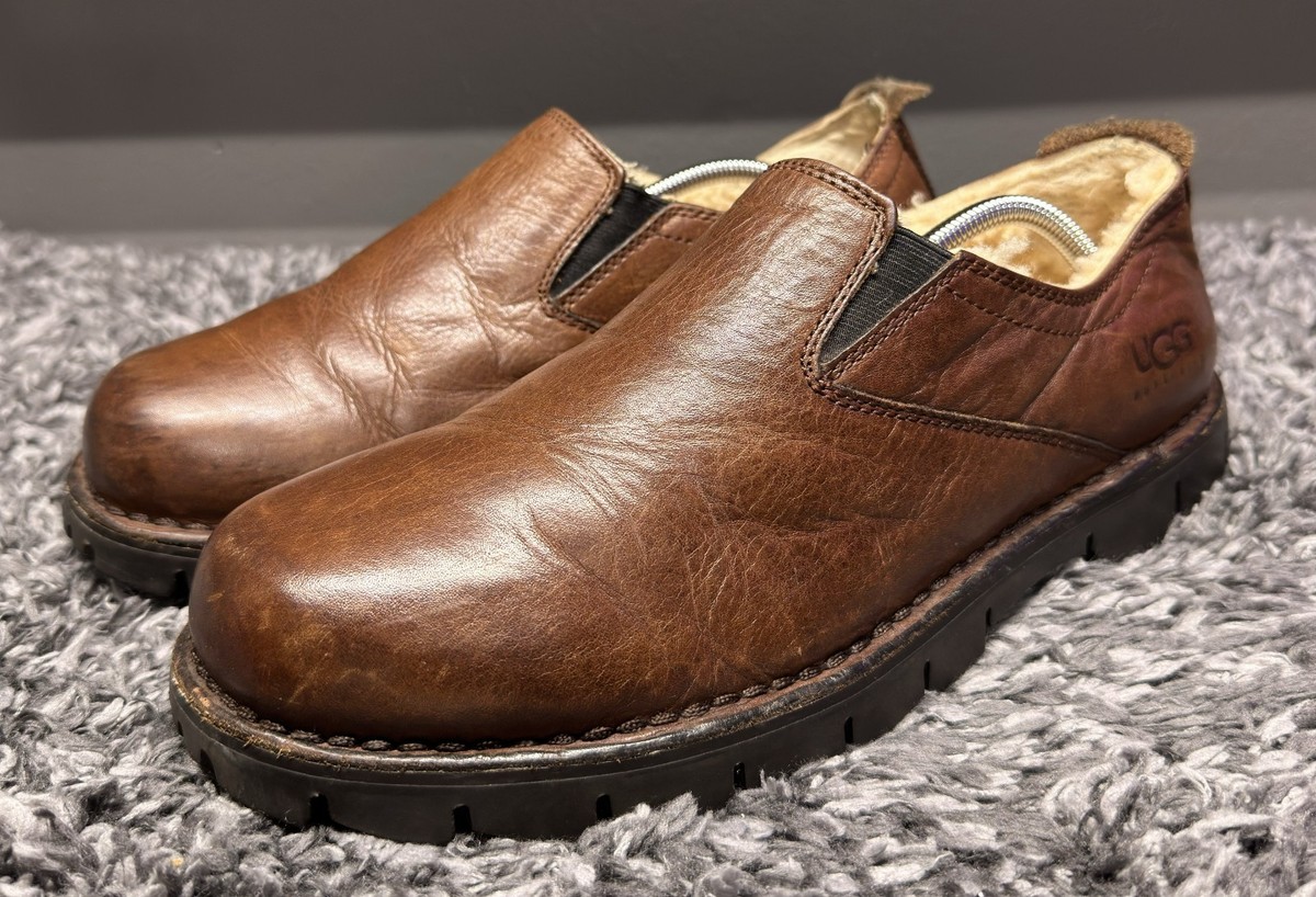 UGG Shoes Loafers Mens 12 Brown Leather Sheepskin Shearling  display picture 1