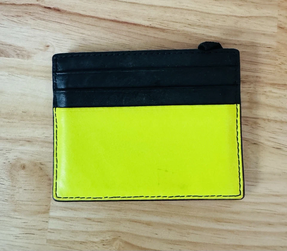 Estuche para tarjetas Michael Kors Henry de cuero neón para hombre Foto 4 de 4
