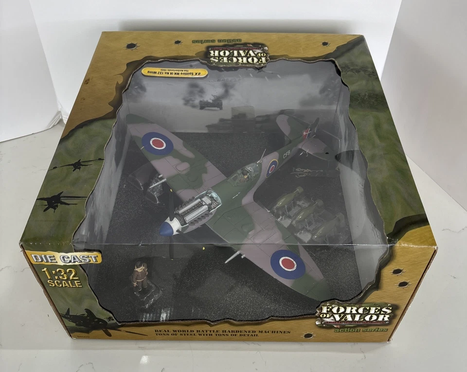 Forces of Valor 1:32 diecast airplane military plane U.K. Spitfire MK IX No. 241 - Image 3 of 4