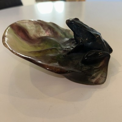 Daum France Pate de Verre Purple To Green Frog On Lily Pad Signed WOW
