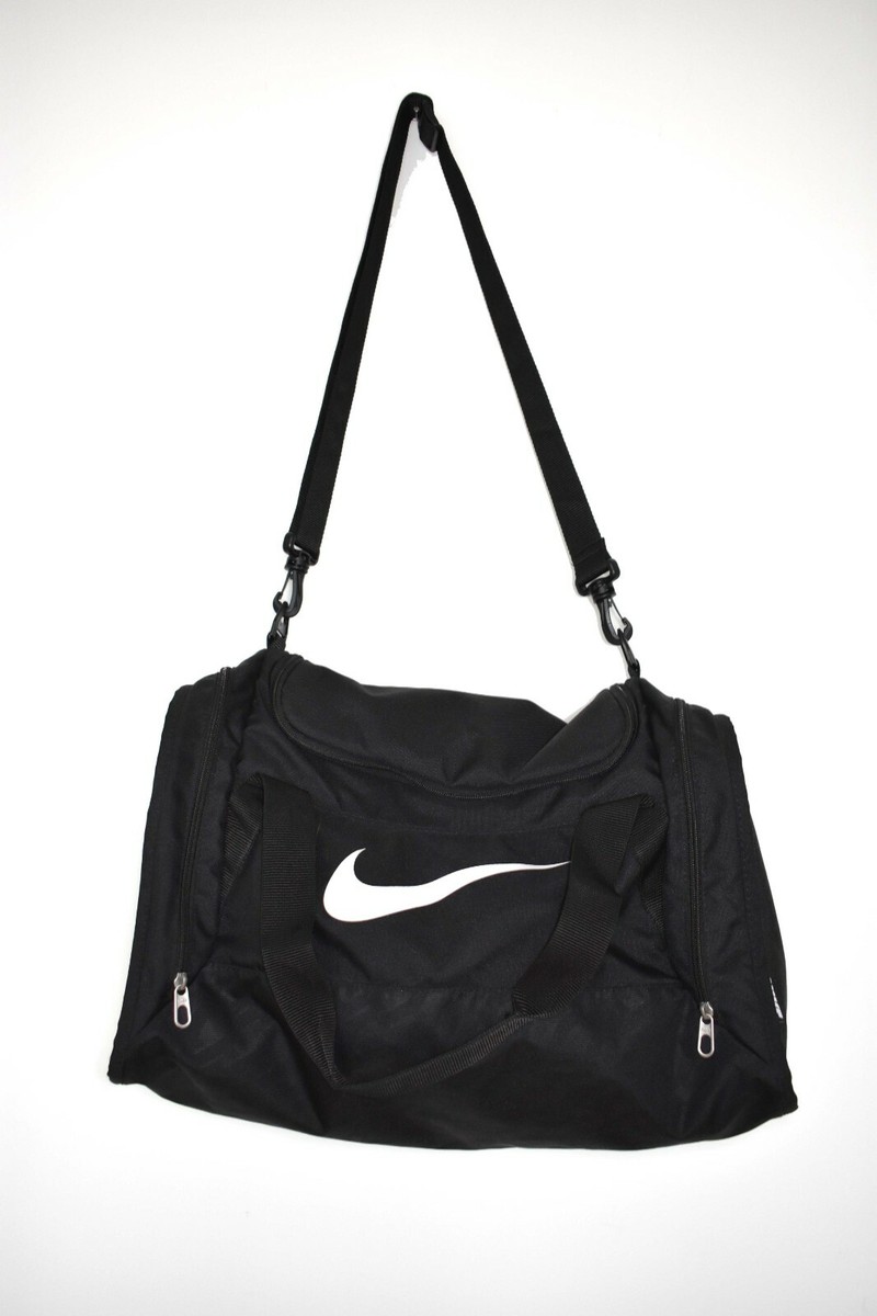 Nike sporttasche super schöne wie neu schwarz CHIC