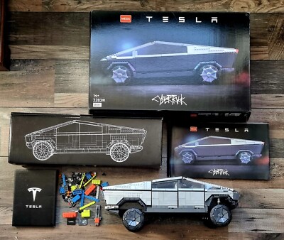 Mattel GWW84 Mega Construx - Tesla Cybertruck in OVP