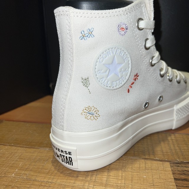 Size 7.5 - Converse Chuck Taylor All Star Lift Platform Embroidered Floral - Egret for sale 