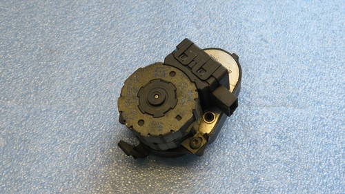 BMW 5er E39 - Stellmotor Heizung Klima 8363795 8363795.9 SIEMENS 539.9533.370 U2