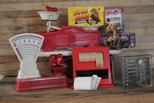 Produktbild von Waage Miniatur Modellbau Zubehör, Gewichtspille Für Puppenhaus Und Spielzeug, Maßstab 1:12 Retro-Waage-Modell Mit 6 Gewichten, Für Mini-Heimdekoration Und Puppenhaus-Wohnkultur