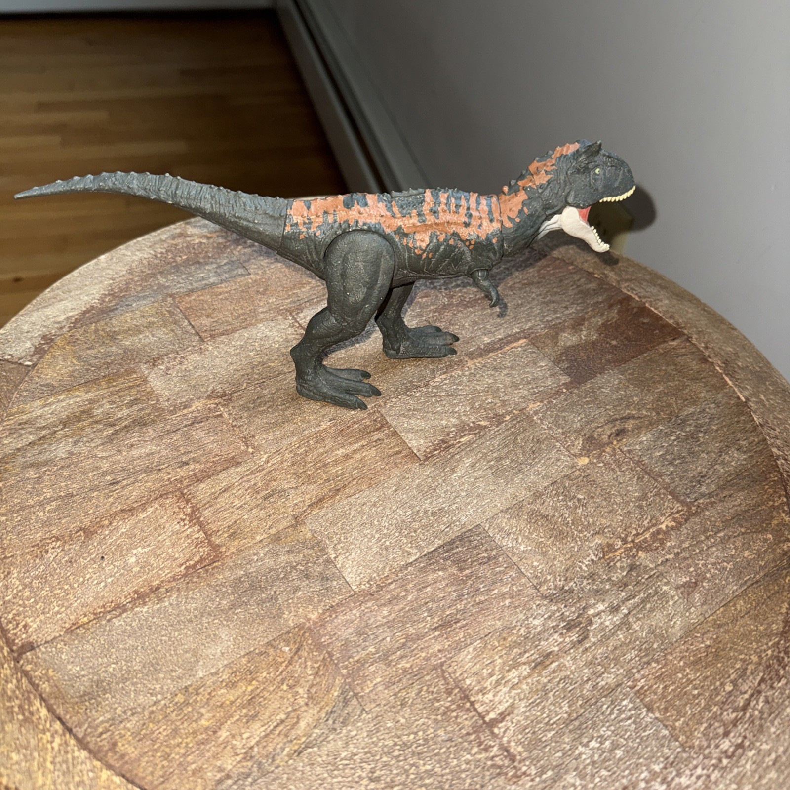 Jurassic World Prehistoric Carnotaurus Dinosaur 6” Action Figure Mattel PVC Toy