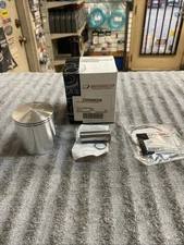 ‘79-‘06 Ski-doo Rotax 377 Engine Type Wiseco 62.50mm Bore Piston Kit 2308M06250