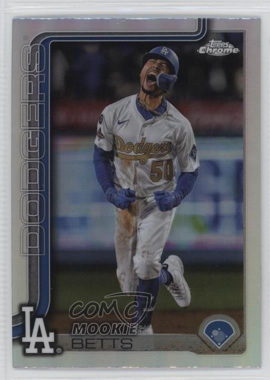 2025 Topps Chrome Image Variation SP Image Variation Mookie Betts #50 1r9o