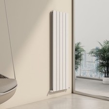 Radiatore Carisa Chambord Doppio Verticale Bianco Design