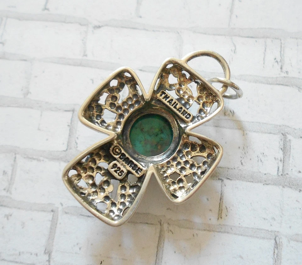 Colgante Cruz Turquesa Barse Pergamino Recortado Plata de Ley 3172 Foto 3 de 4