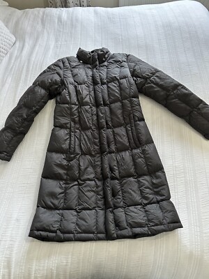 The North Face 550 Charcoal Grey Down Filled Padded Jacket Size M MINOR  ISSUES UK