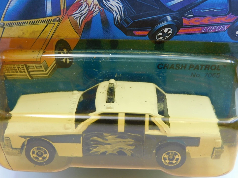 Hot Wheels 7065 Crash Patrol auto da scontro vintage die cast Hong Kong 1984 - Immagine 3 di 4
