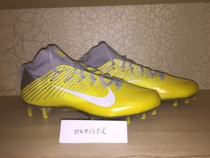 nike flyweave cleats