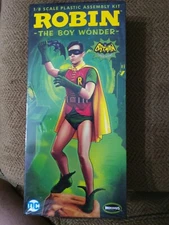 Moebius Models 1966 Batman TV Series Robin 1:8 Scale Figure Model Kit