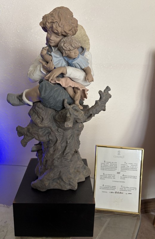 Lladró Tree Climbers Limited Edition Porcelain Figurine by Enrique Sanisidro