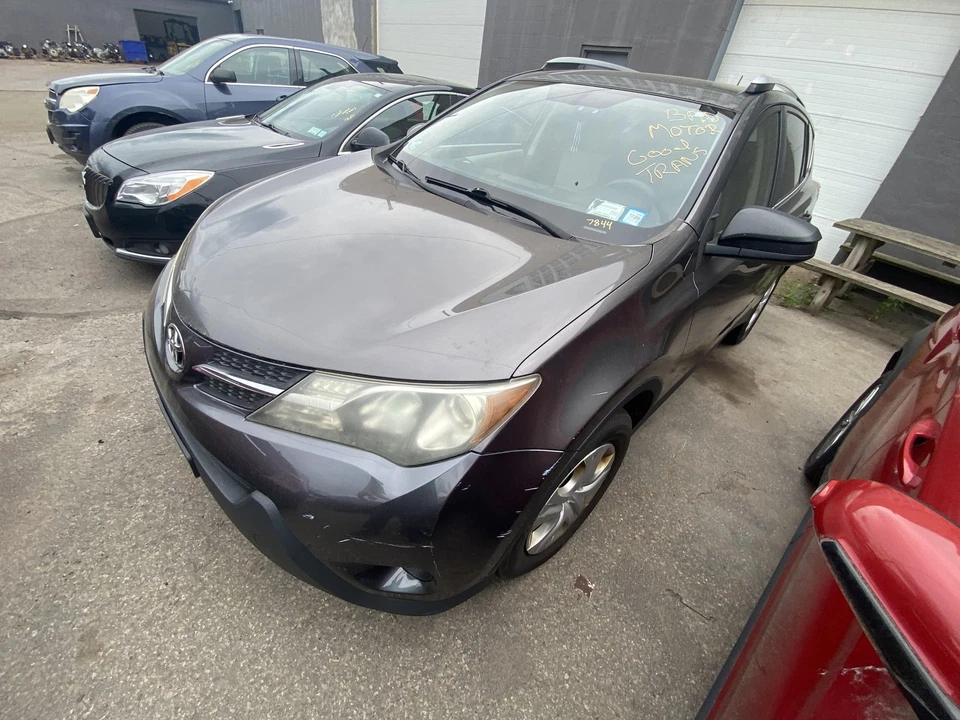 Used Rear Right Door Vent Glass Rear fits: 2013 Toyota Rav4 gasoline privacy tin - Image 2 of 4