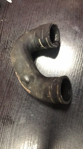 Kühlerschlauch passend für BMW E88 E82 E81 X1 E84 X3 E83 X5 E70 Z4 E86 E85 04...