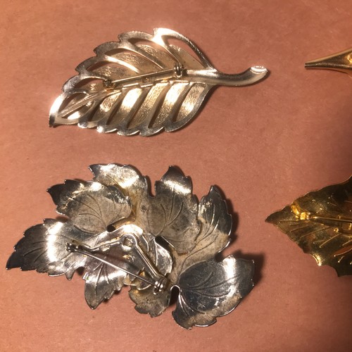 Autumn Leaves Leaf Brooch Lot Of 5 Wonderful Fall Foliage Most Gold Tone - Picture 9 of 10