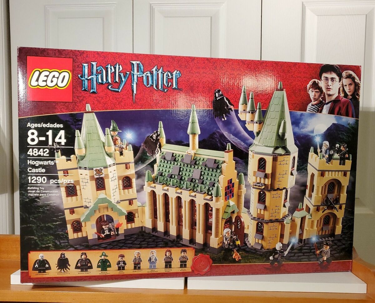 LEGO Harry Potter Hogwarts Castle Set 4842 - US