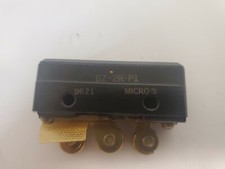 NEW OLD STOCK MICRO SWITCH PIN PLUNGER LIMIT SWITCH BZ-2R-P1