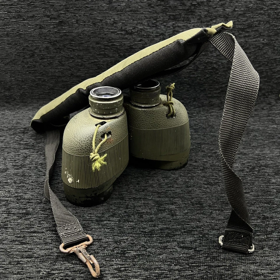 Vintage 1955 Military Steiner Binoculars Hunting Rare Old Green 22M Army Germany - Image 4 of 4