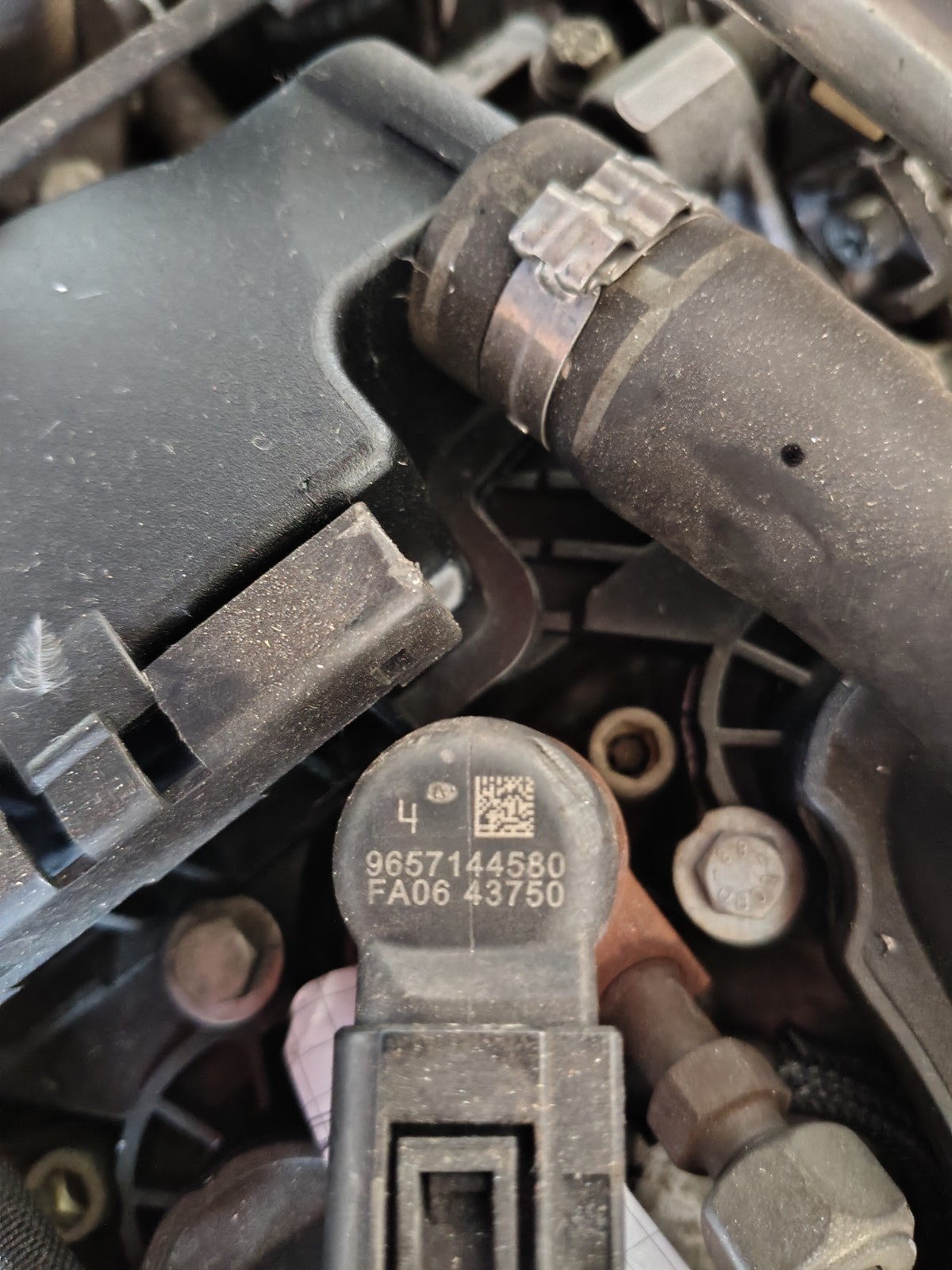 4 iniettori Citroen Peugeot fiat scudo 2.0 16V 9657144580