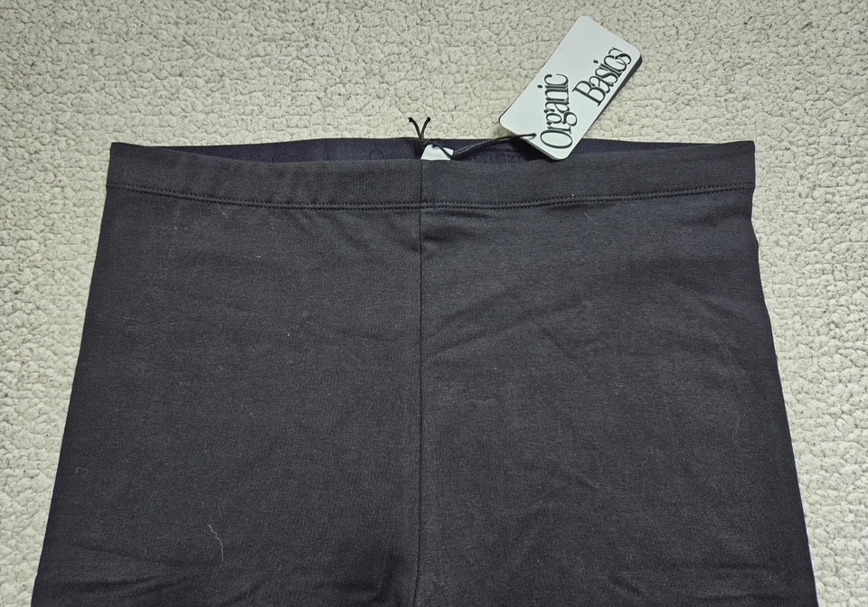 Organic Basics woman's LARGE L Black Core Capri Leggings NEW NWT workout - Image 2 of 4