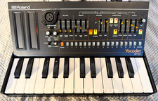 Roland VP-03 Vocoder Boutique Synthesizer w/ ...