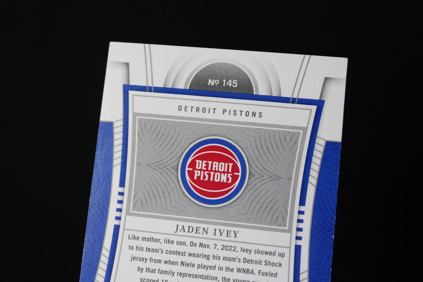 Jaden Ivey 2022-23 National Treasures Rookie Patch Auto RPA 24/24 #145 view 4